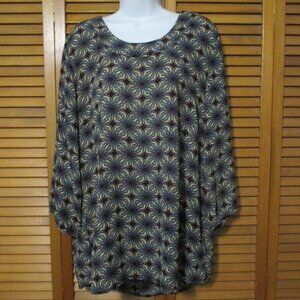 Metaphor top blues, tan and black 3/4 length sleeve lightweight stretchy size XL